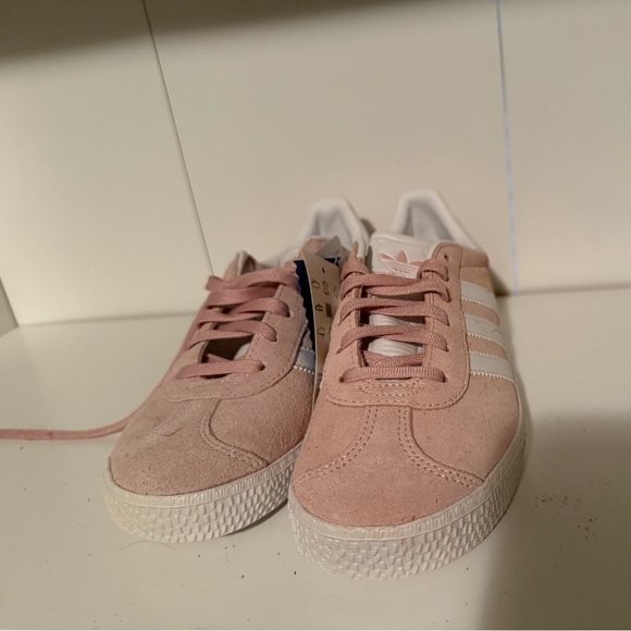 Pink adidas gazelle - Picture 5 of 11